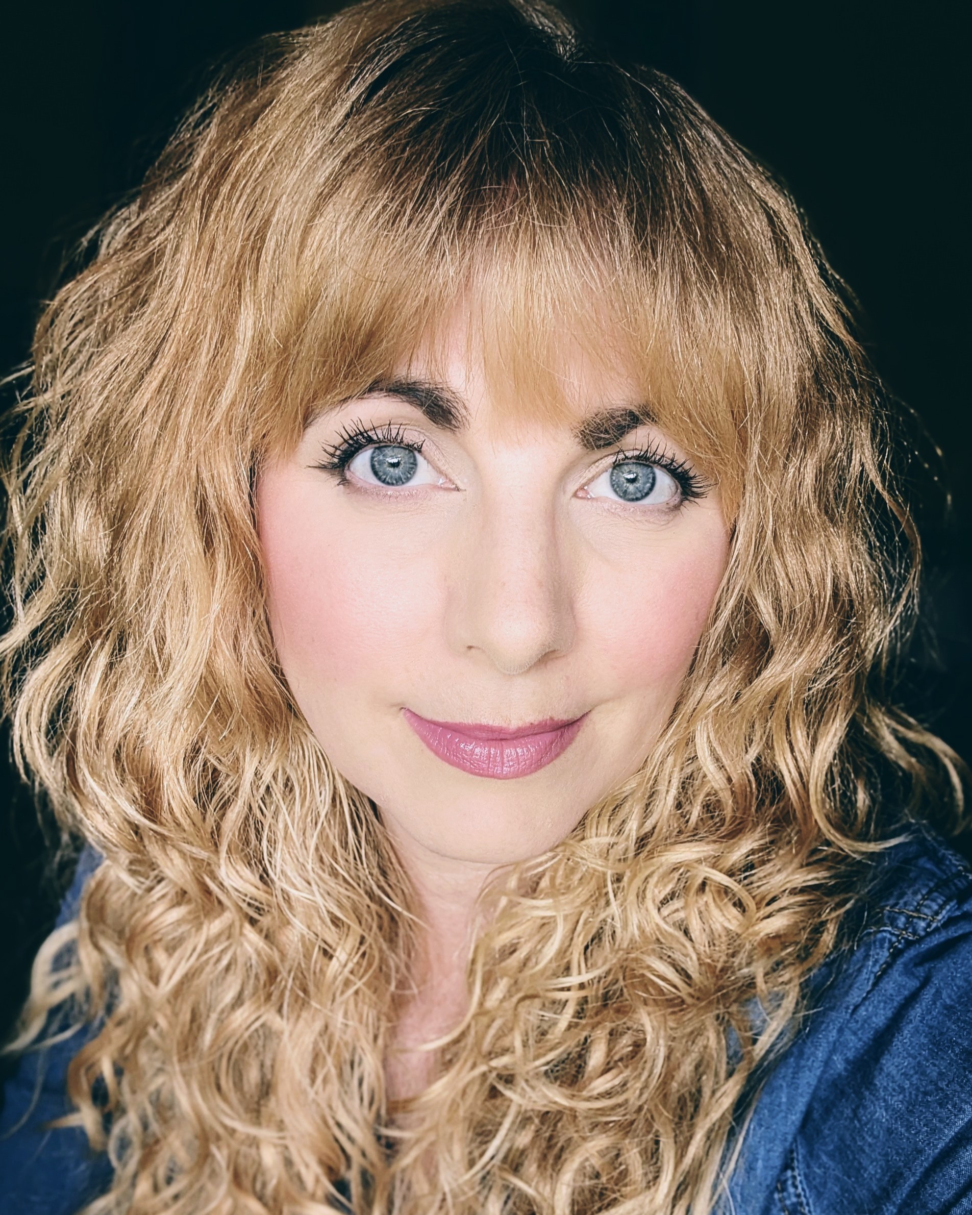 Jamie-Lyn Markos_Headshot - Copy.jpg
